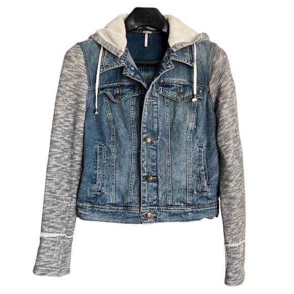 Free People Jackets & Blazers - 🌼FREE PEOPLE🌼 Distressed Denim Sweatshirt Hoodie Jacket, Size M